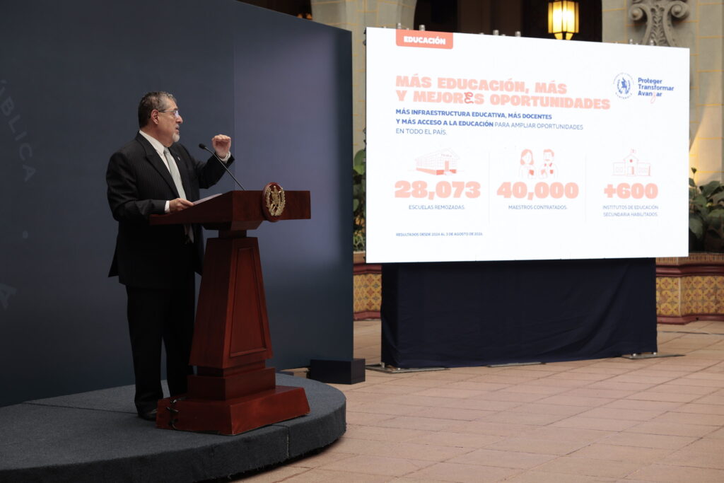 Gobierno frena precio del combustible e impulsa inversión récord Gobierno frena precio del combustible e impulsa inversión récord