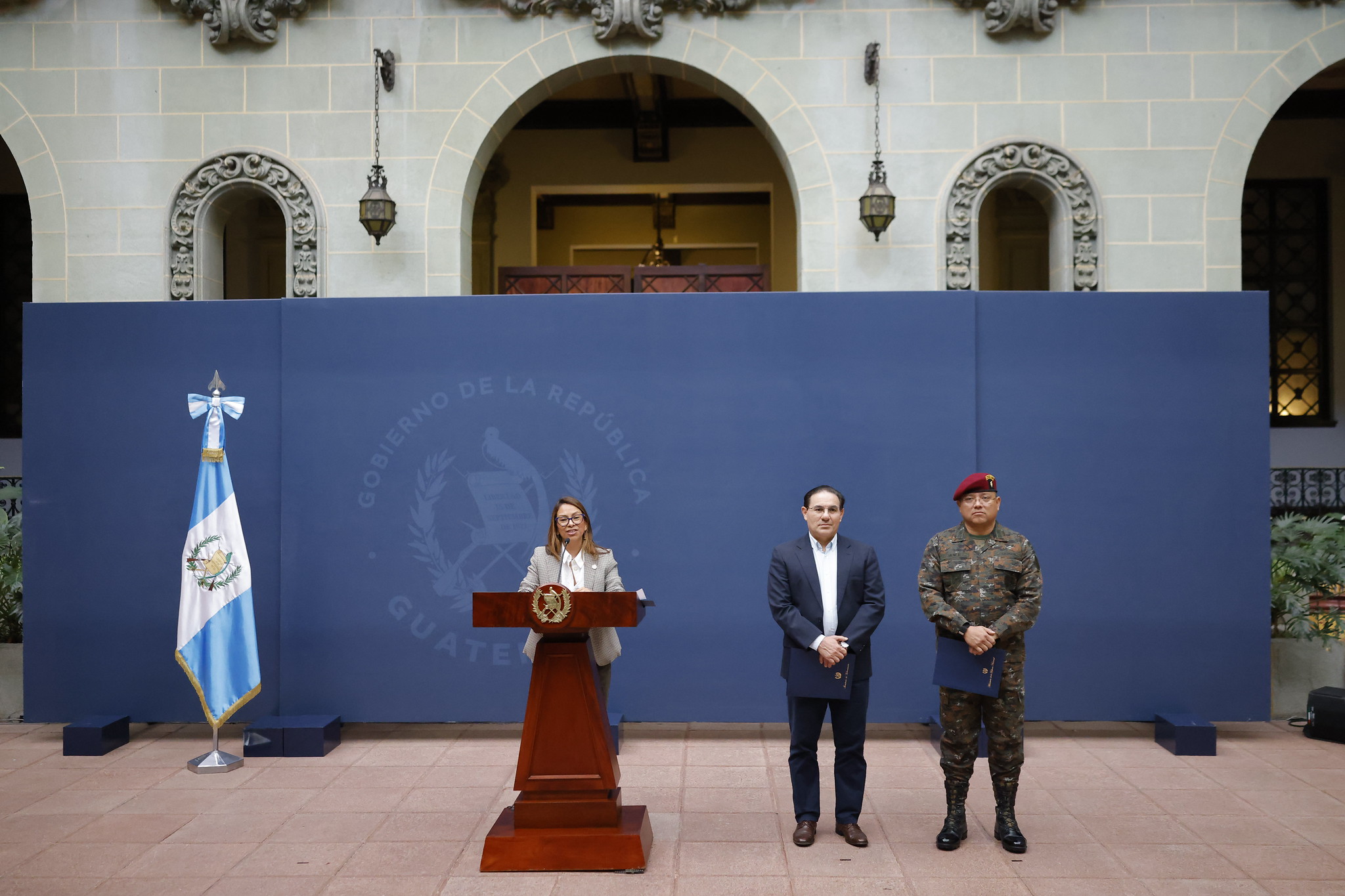 Gobierno garantiza libre locomoción y despliega plan preventivo ante posibles bloqueos