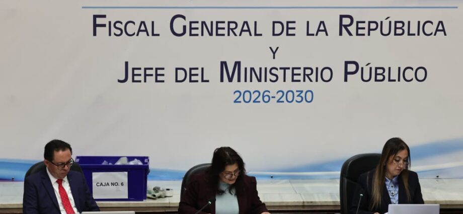 Caso Contralor: Investigación del MP pone en duda la nómina en el Congreso Caso Contralor: Investigación del MP pone en duda la nómina en el Congreso