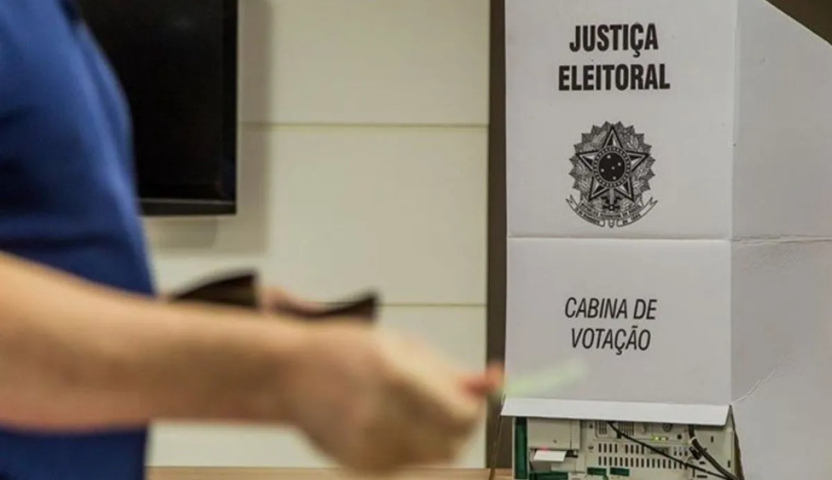 Lula y Flávio Bolsonaro definirán la presidencia de Brasil en balotaje el 25 de octubre. Lula y Flávio Bolsonaro definirán la presidencia de Brasil en balotaje el 25 de octubre.